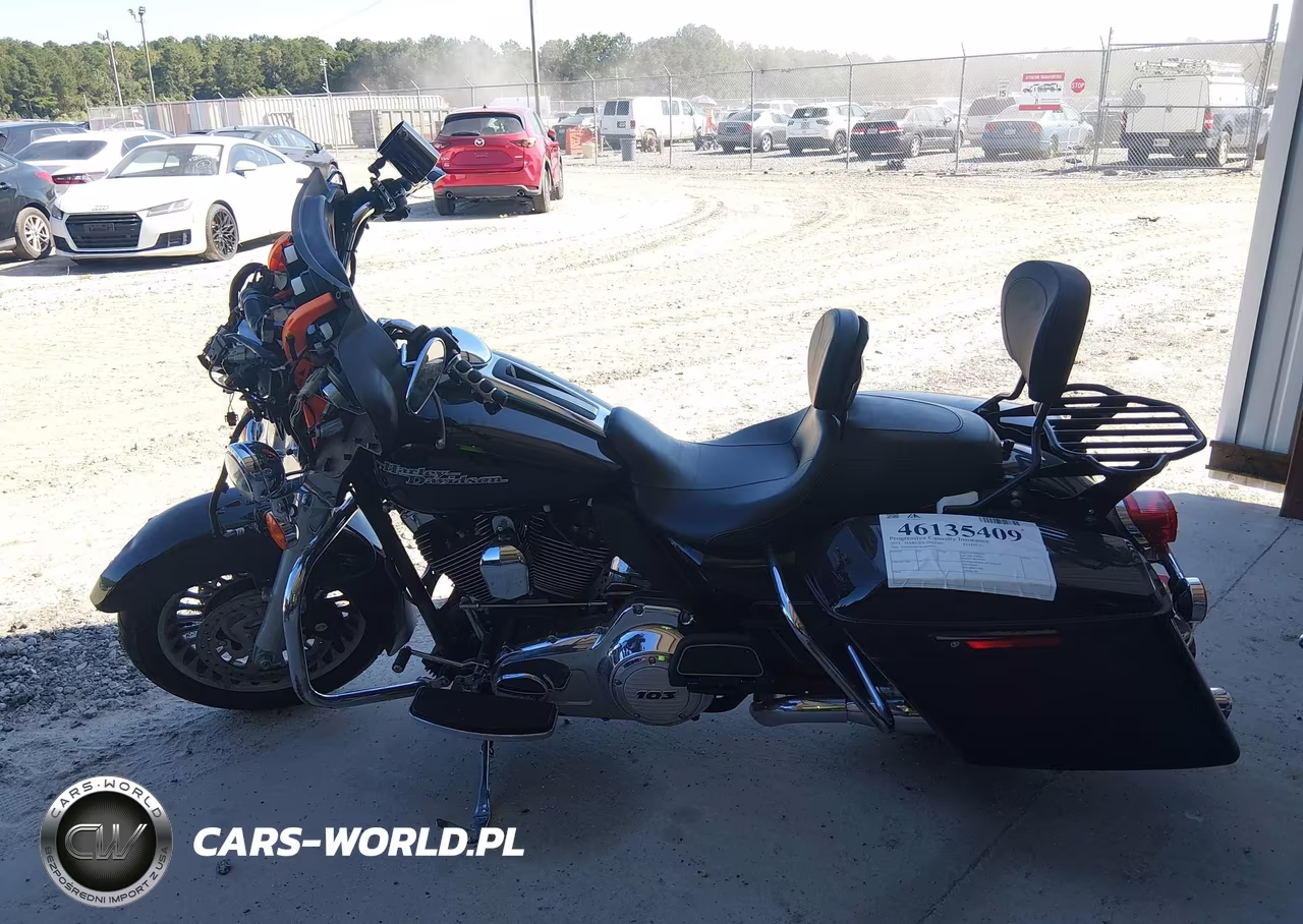 2012 Harley-Davidson Flhtcu Ultra Classic Electra Gld VIN:1HD1FCM12CB609914 - 13