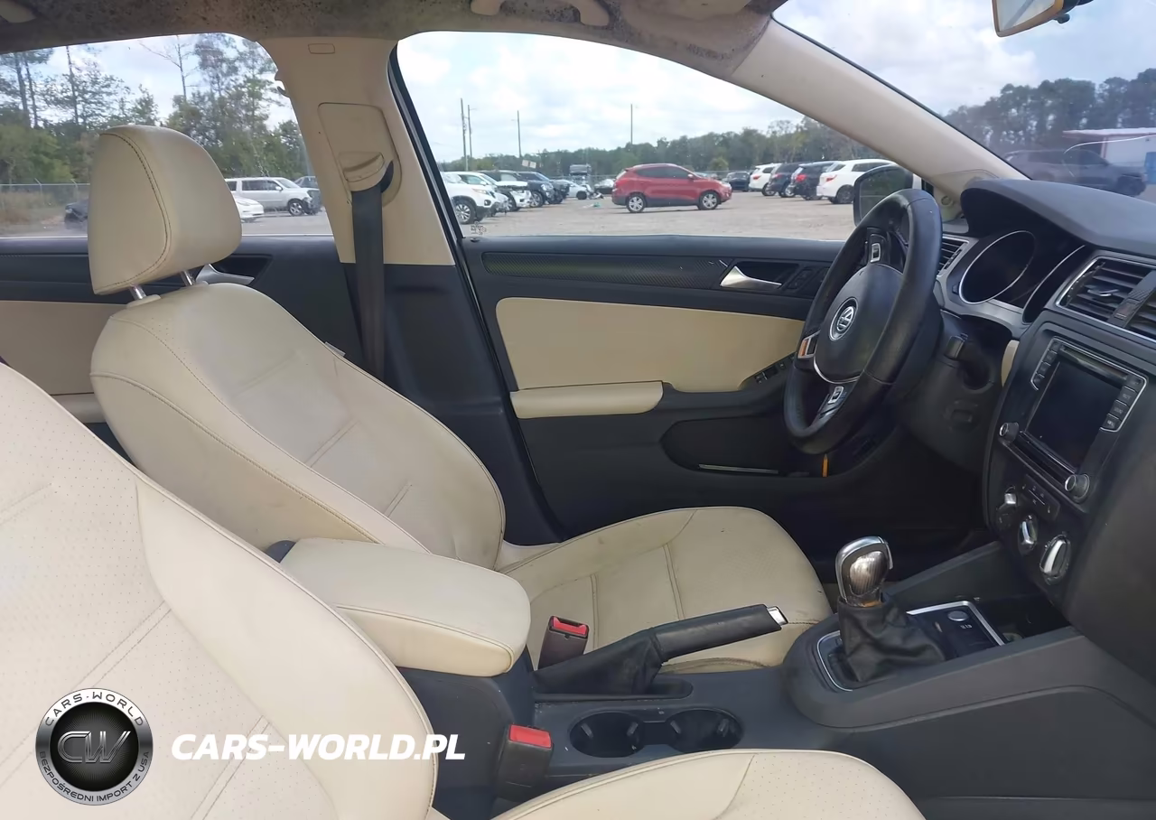 2016 Volkswagen Jetta 1.4T Se VIN:3VWD67AJ0GM318382 - 5