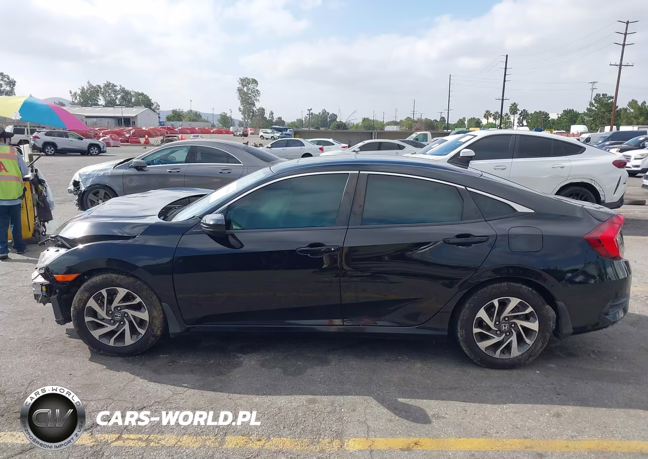 2018 Honda Civic Ex VIN:2HGFC2F75JH586954 - 15