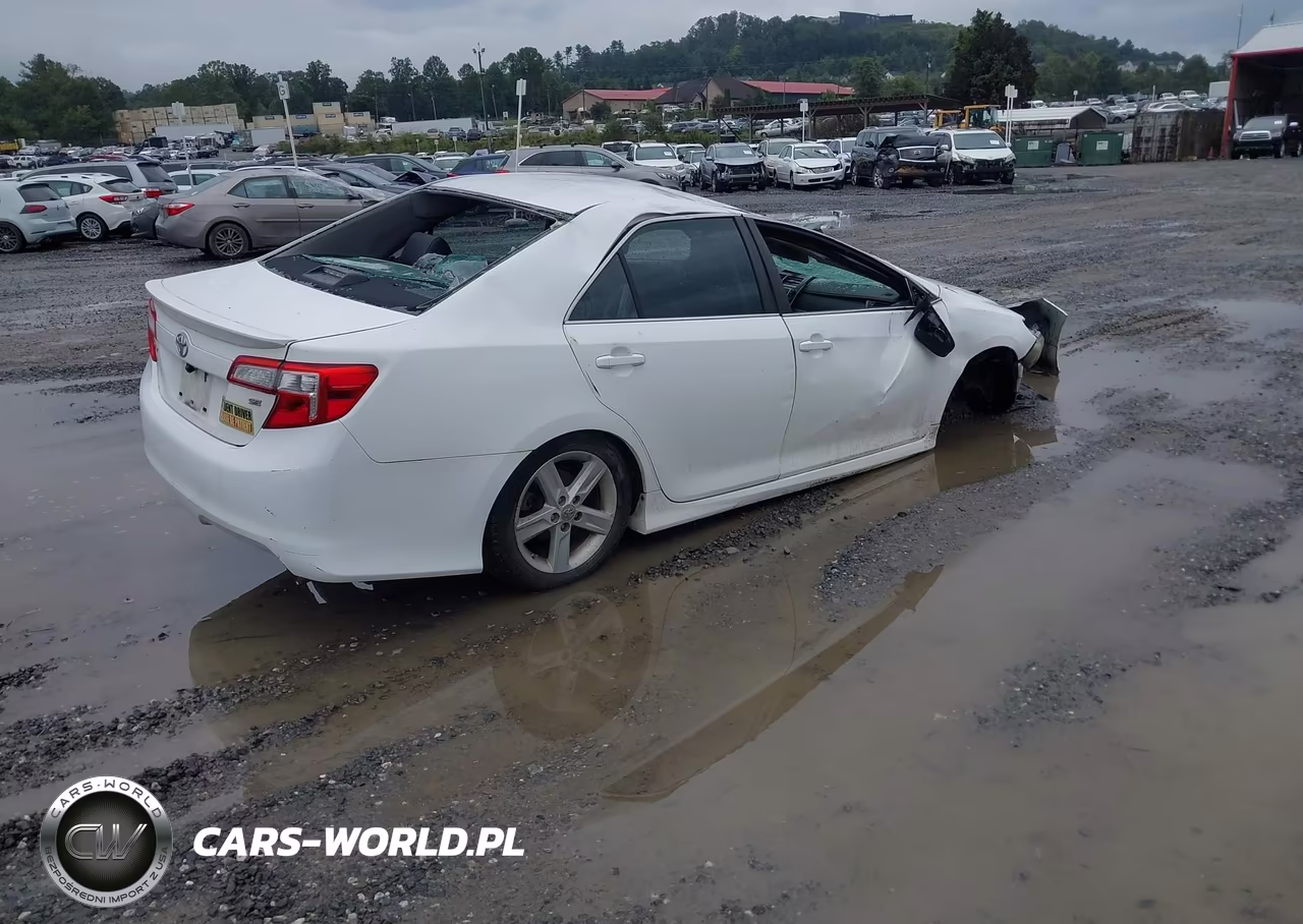 2012 Toyota Camry Se VIN:4T1BF1FK0CU565329 - 4