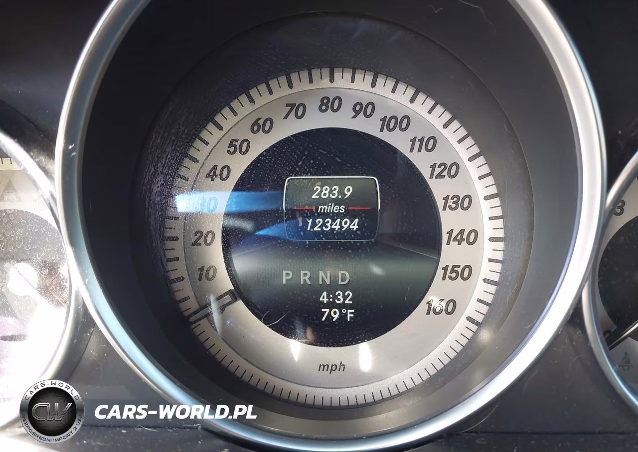 2014 Mercedes-Benz C 300 Sport 4Matic VIN:WDDGF8AB8EA942316 - 7