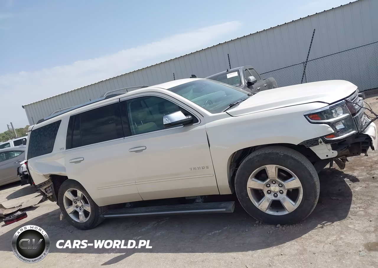 2015 Chevrolet Tahoe Ltz VIN:1GNSCCKC7FR101525 - 14