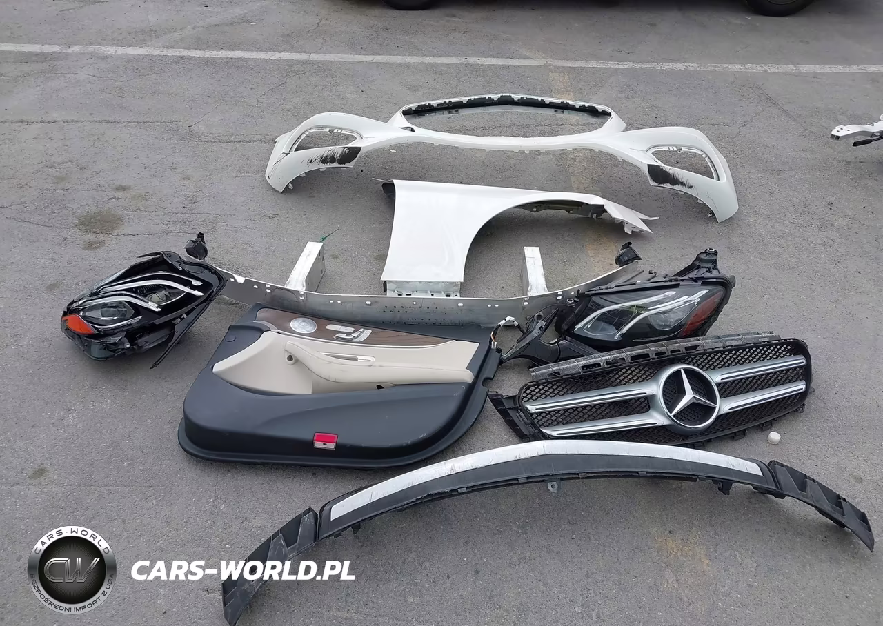 2018 Mercedes-Benz E 300 VIN:WDDZF4JB8JA373530 - 12