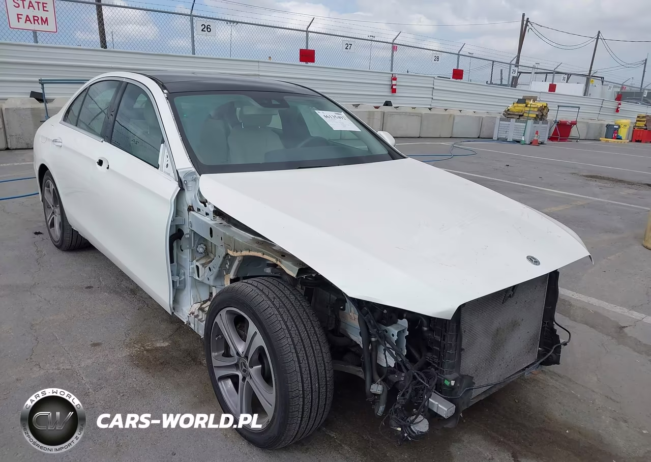 2018 Mercedes-Benz E 300 VIN:WDDZF4JB8JA373530 - 6