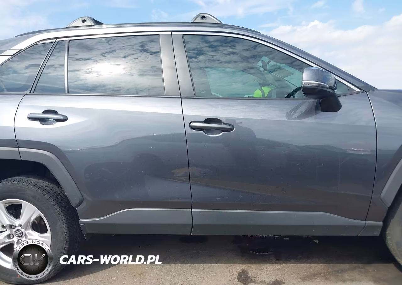 2020 Toyota Rav4 Xle VIN:2T3P1RFV4LC103698 - 14