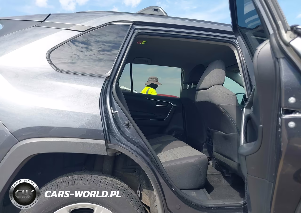 2020 Toyota Rav4 Xle VIN:2T3P1RFV4LC103698 - 8
