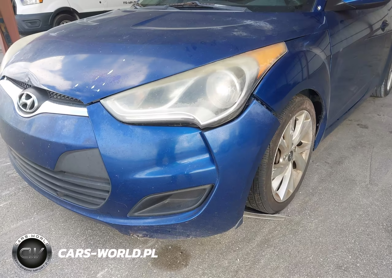 2016 Hyundai Veloster VIN:KMHTC6AD5GU262619 - 12