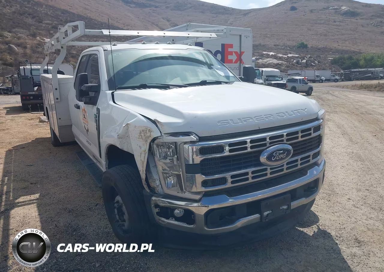 2024 Ford F-450 Chassis Xl