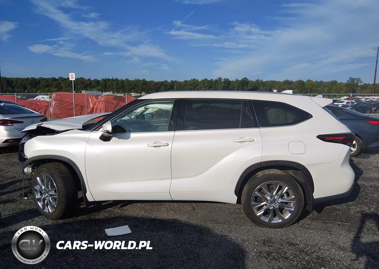 2024 Toyota Highlander Limited VIN:5TDKDRBH6RS541777 - 13
