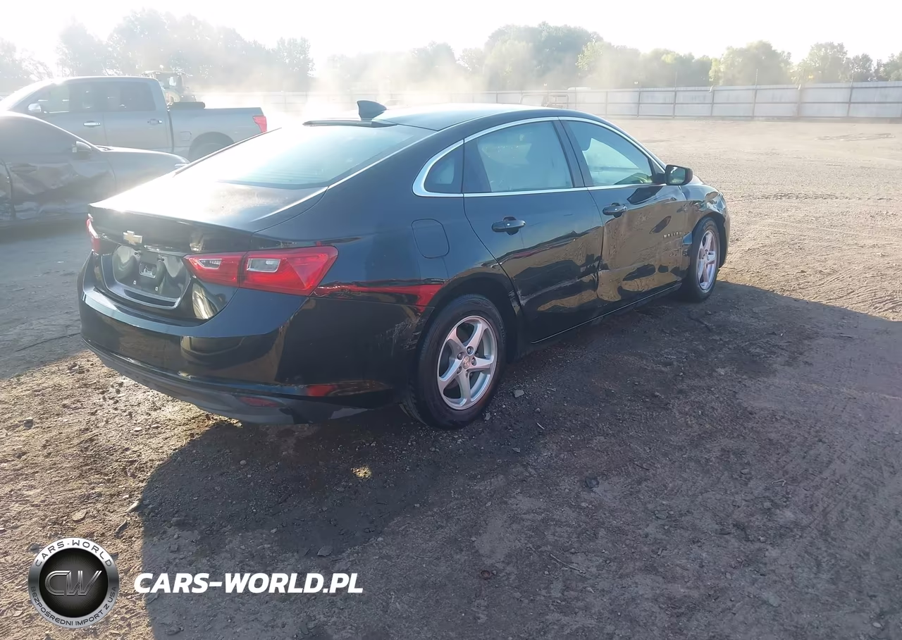 2017 Chevrolet Malibu Ls VIN:1G1ZB5ST1HF189619 - 4