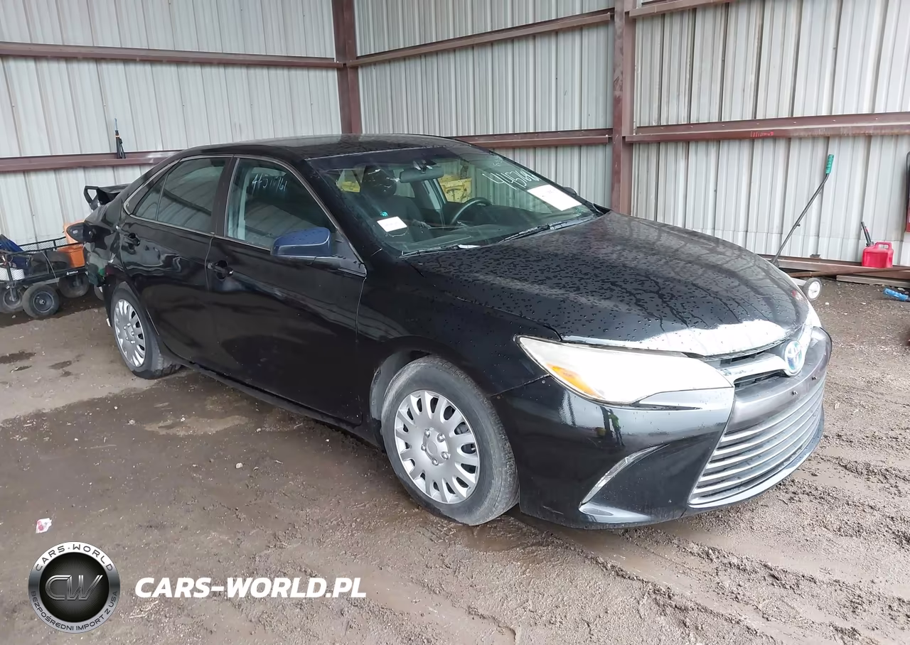 2015 Toyota Camry Hybrid Le – zdjęcie 1 z 19