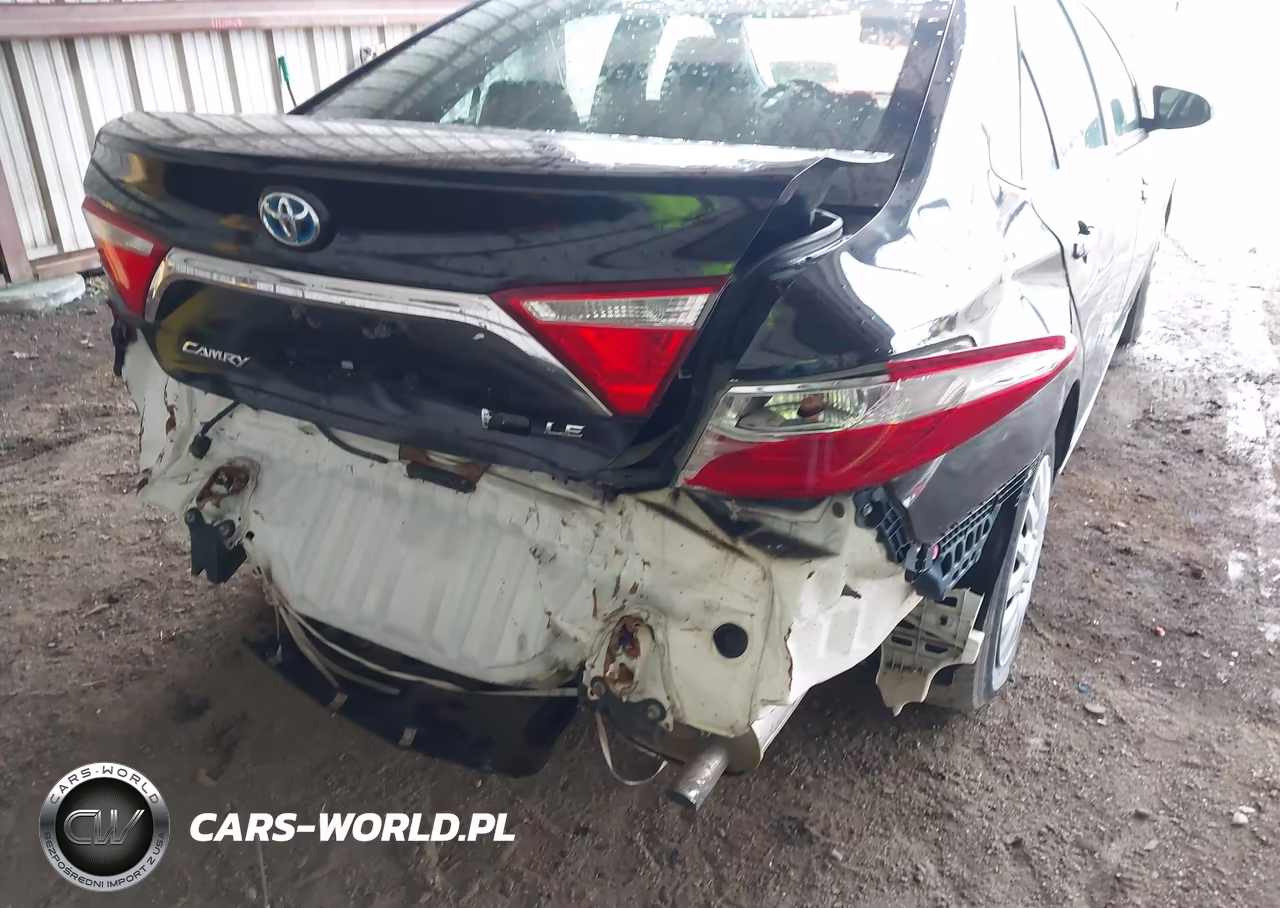 2015 Toyota Camry Hybrid Le VIN:4T1BD1FKXFU142784 - 18