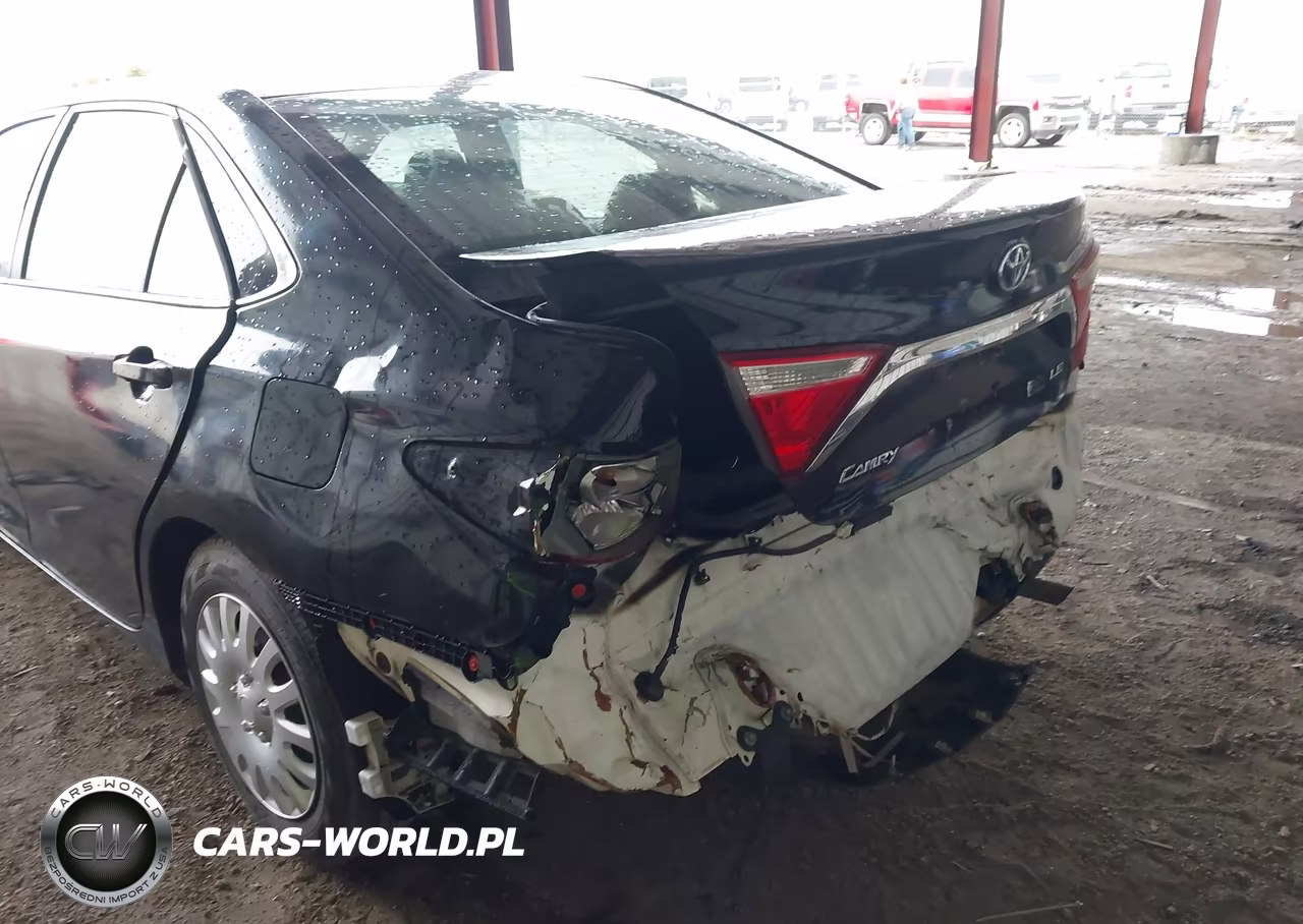 2015 Toyota Camry Hybrid Le VIN:4T1BD1FKXFU142784 - 6