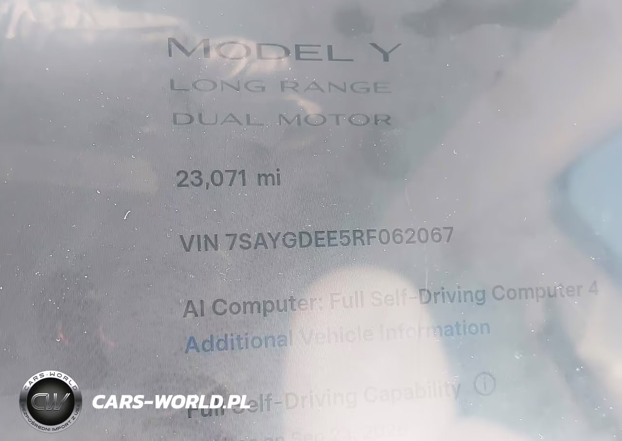 2024 Tesla Model Y Long Range Dual Motor All-Wheel Drive VIN:7SAYGDEE5RF062067 - 7