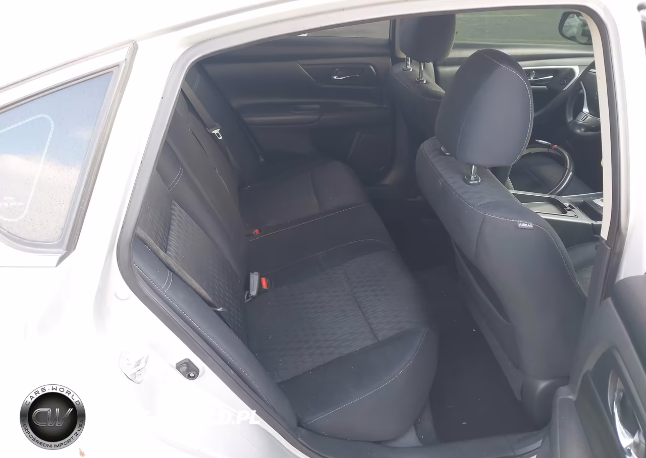 2017 Nissan Altima 2.5 S VIN:1N4AL3AP1HN353649 - 8