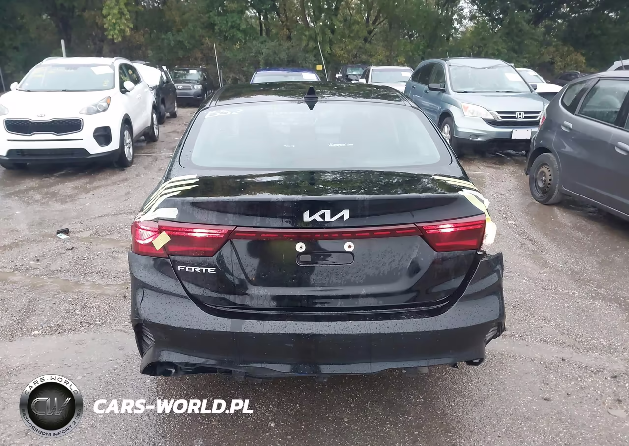 2024 Kia Forte Lxs VIN:3KPF24AD5RE704549 - 16