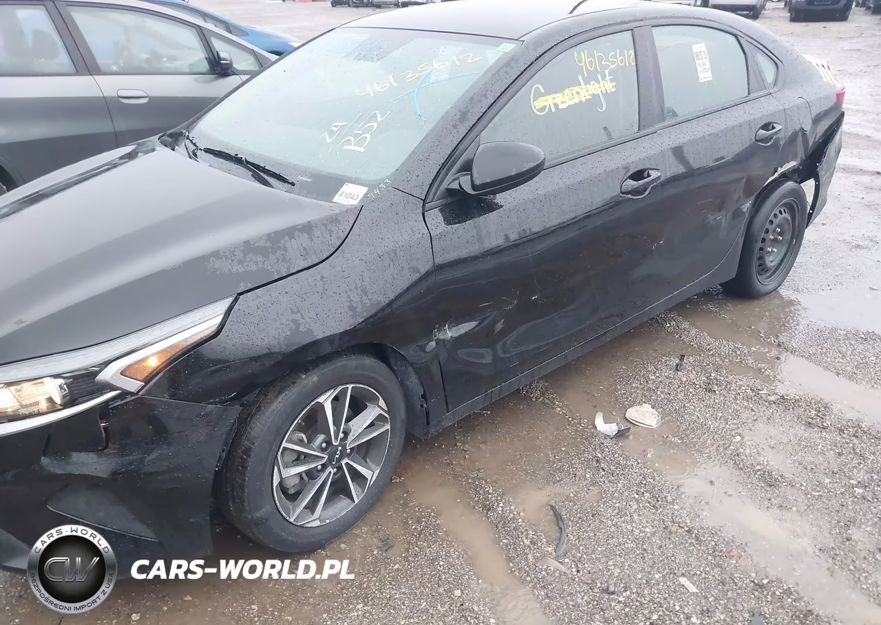 2024 Kia Forte Lxs VIN:3KPF24AD5RE704549 - 6