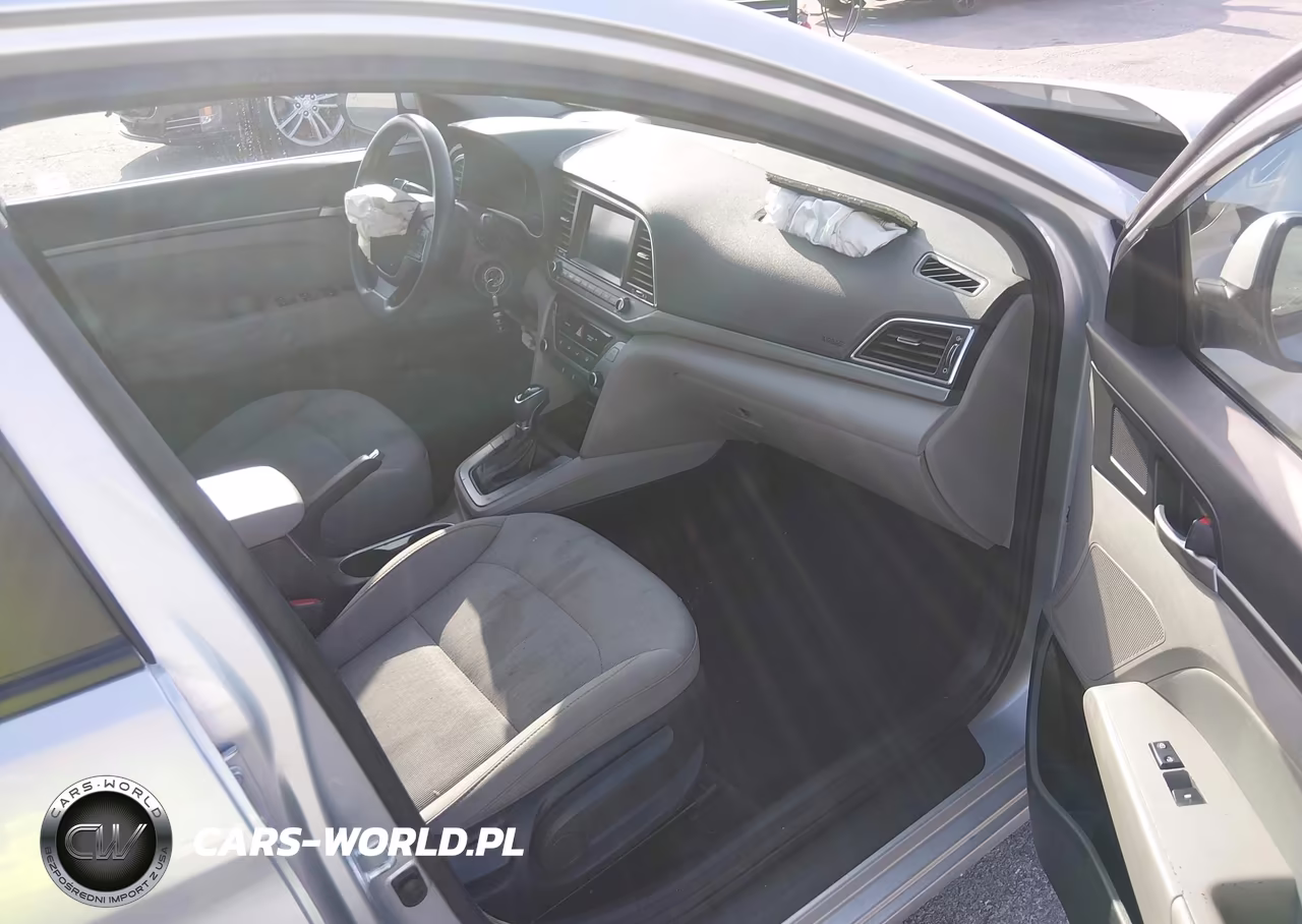 2018 Hyundai Elantra Sel VIN:5NPD84LF5JH399820 - 5