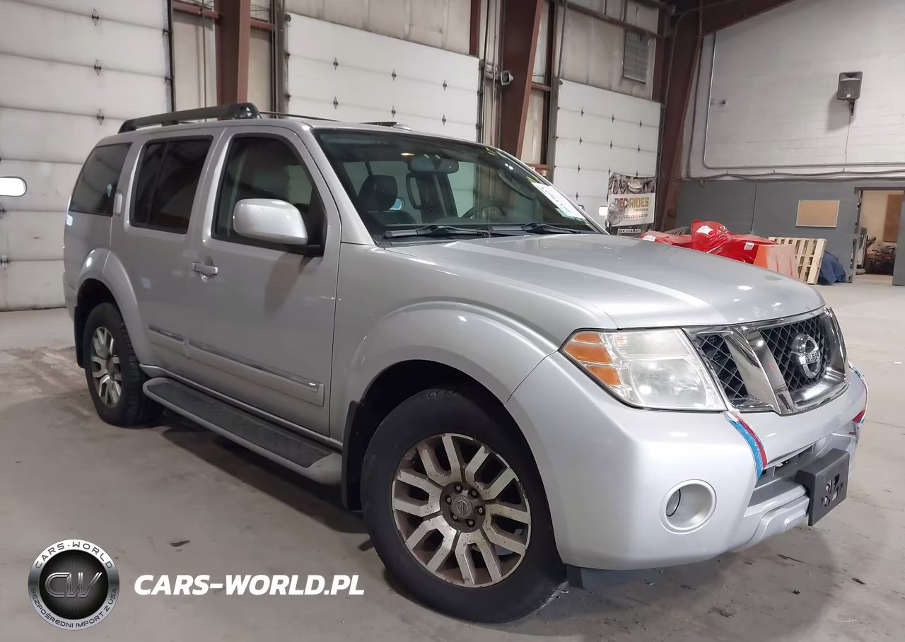 2010 Nissan Pathfinder Le