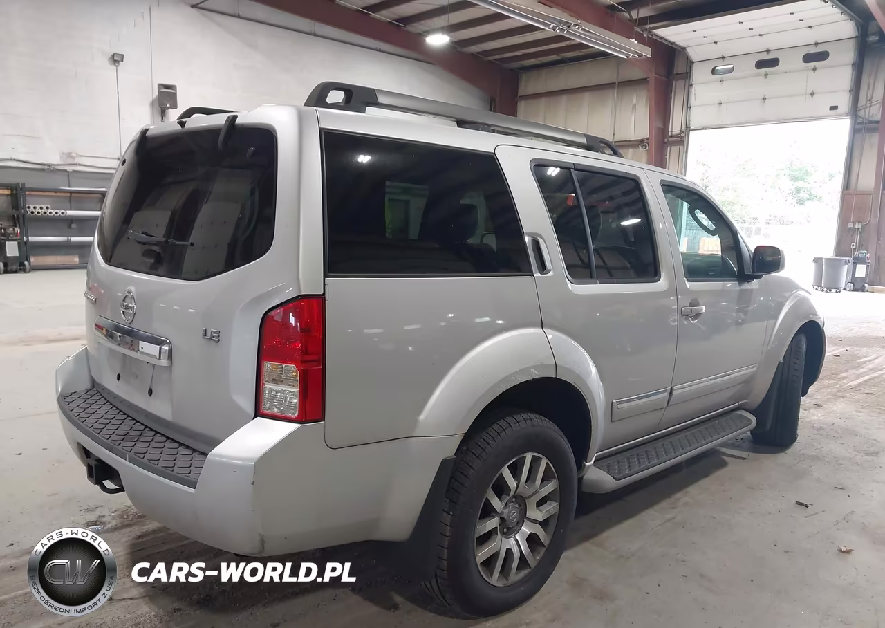 2010 Nissan Pathfinder Le VIN:5N1AR1NB5AC613530 - 4