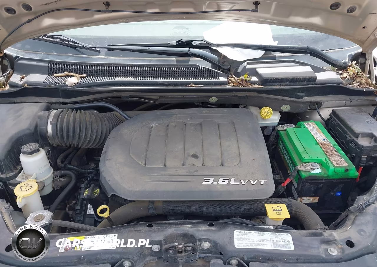 2013 Chrysler Town & Country Touring-L VIN:2C4RC1CG7DR590366 - 10