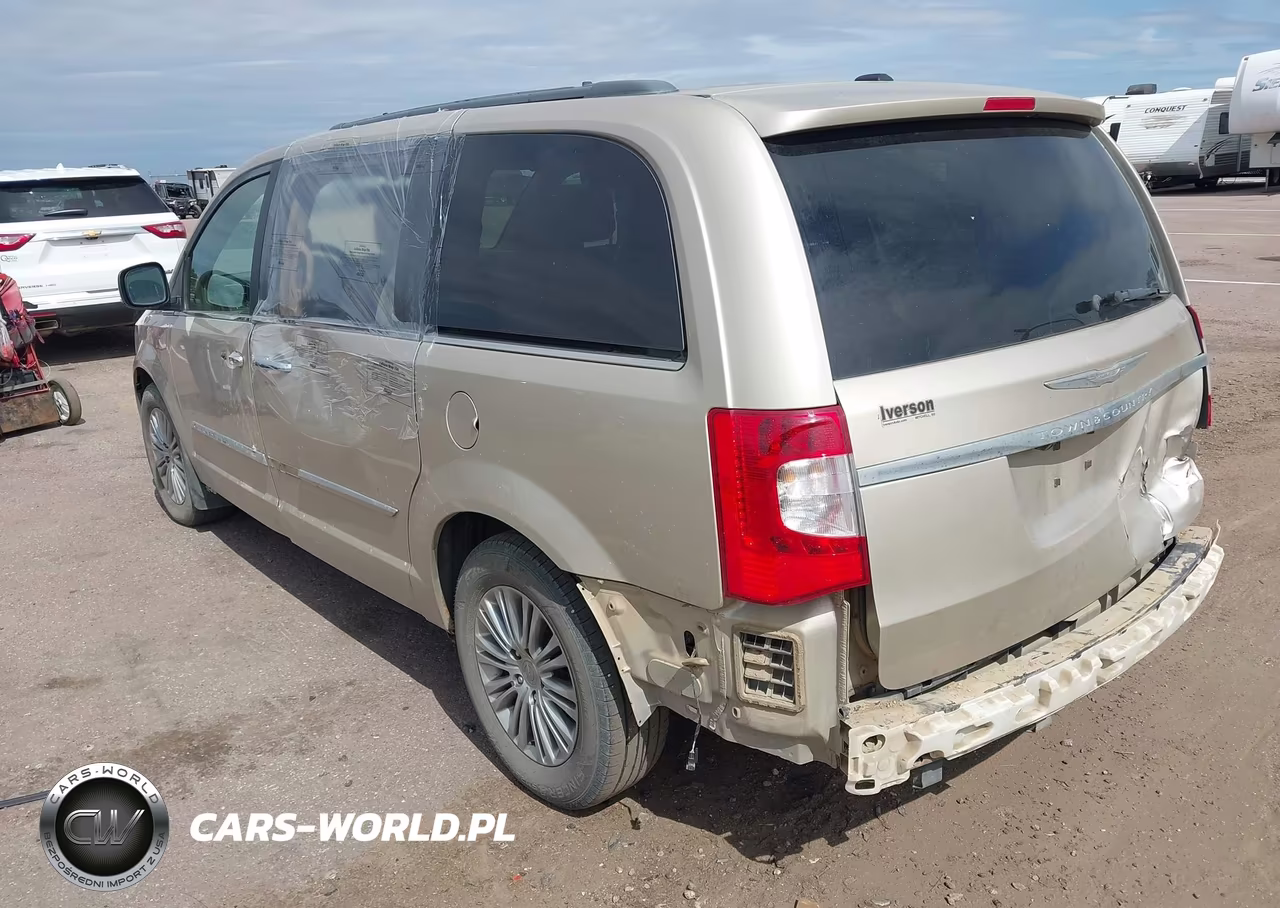 2013 Chrysler Town & Country Touring-L VIN:2C4RC1CG7DR590366 - 3