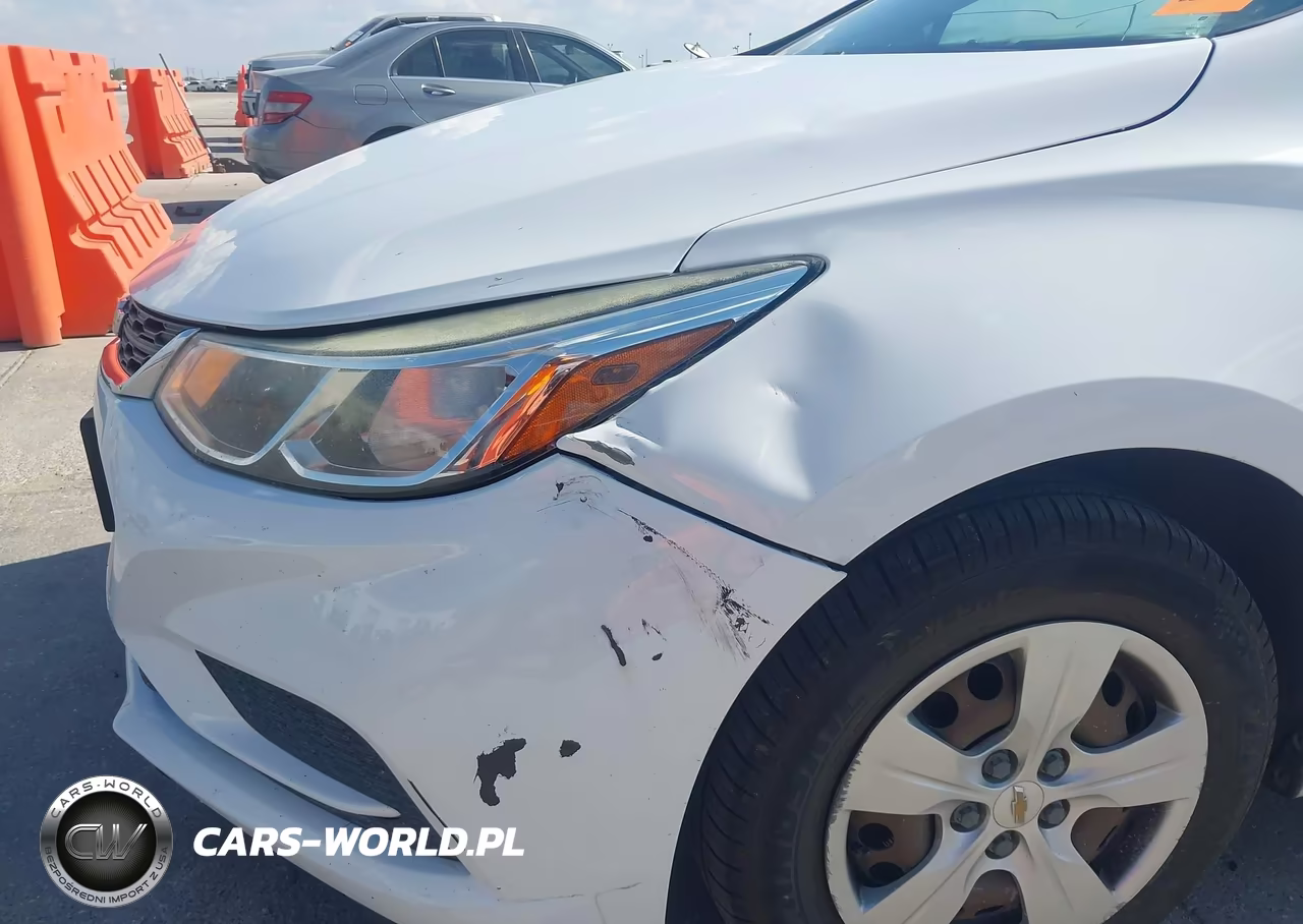 2018 Chevrolet Cruze Ls Auto VIN:1G1BC5SM9J7222776 - 18