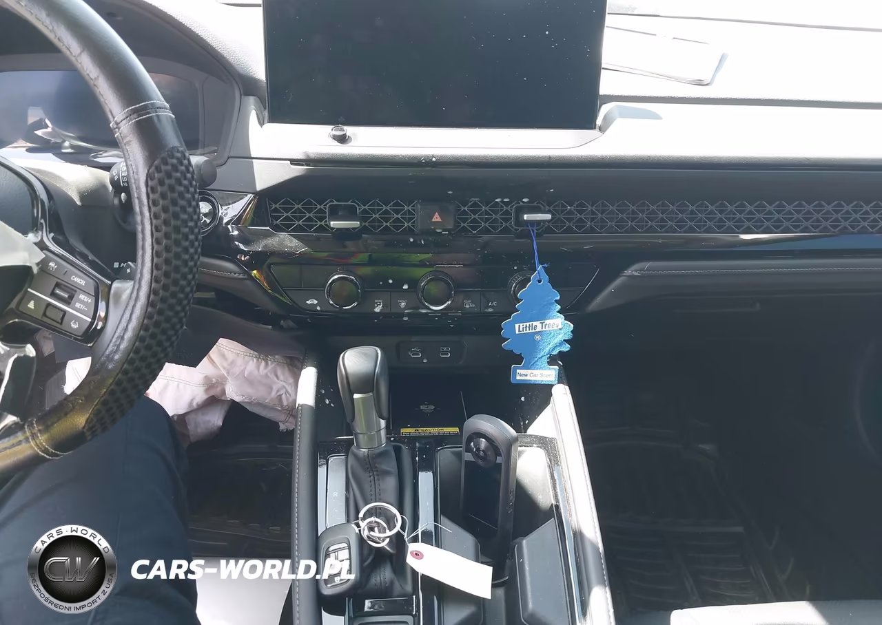 2025 Honda Accord Hybrid Touring VIN:1HGCY2F88SA002589 - 11