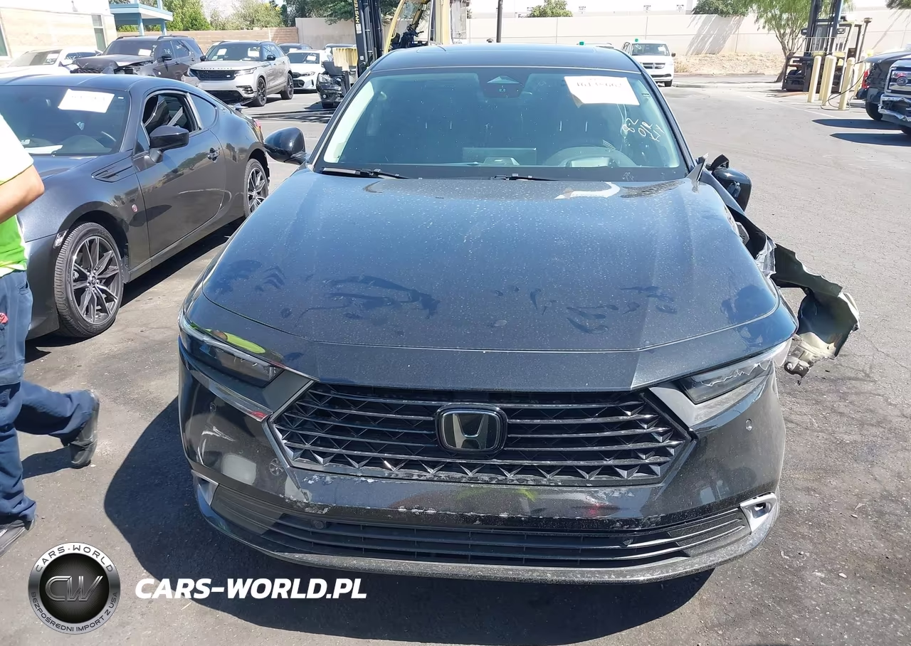 2025 Honda Accord Hybrid Touring VIN:1HGCY2F88SA002589 - 12