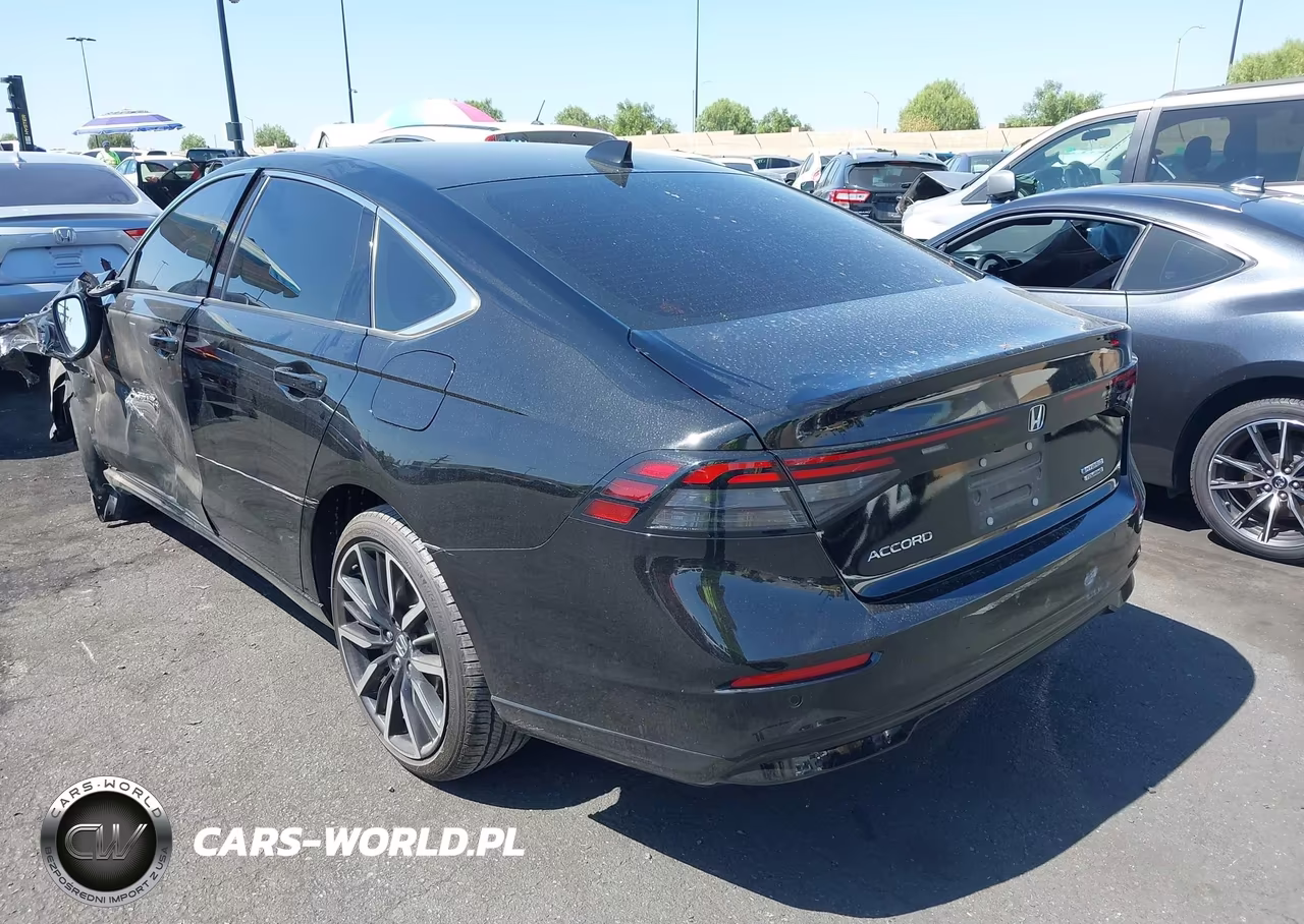 2025 Honda Accord Hybrid Touring VIN:1HGCY2F88SA002589 - 3