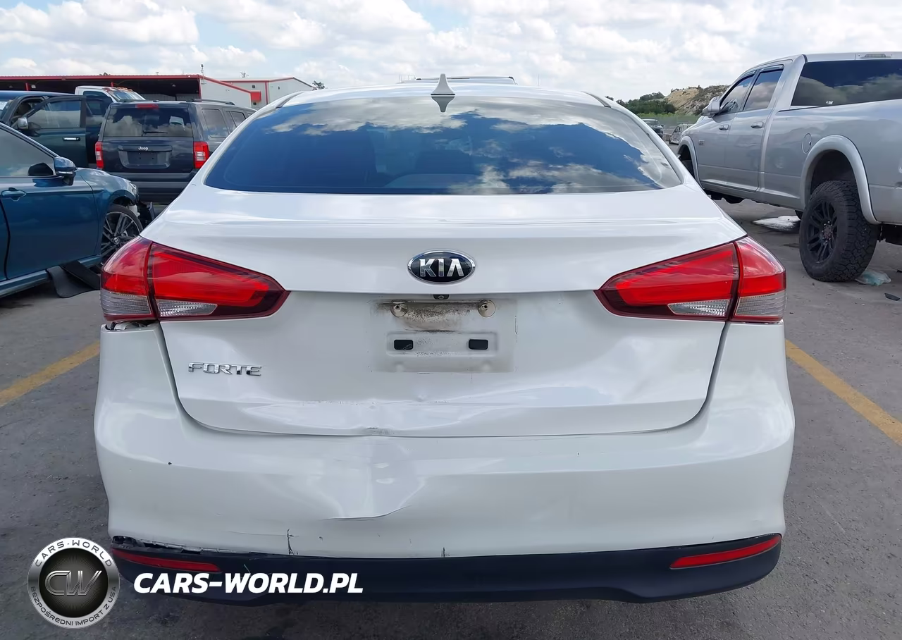 2017 Kia Forte Lx VIN:3KPFL4A77HE151098 - 16