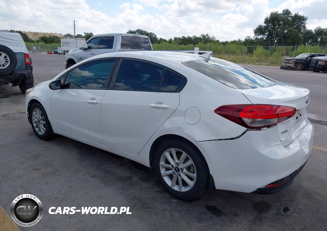 2017 Kia Forte Lx VIN:3KPFL4A77HE151098 - 3