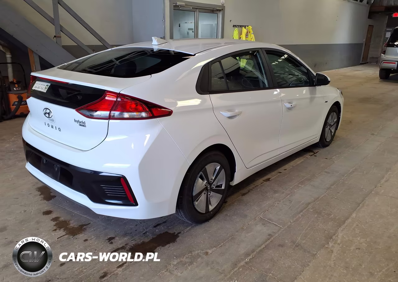 2019 Hyundai Ioniq Hybrid Blue VIN:KMHC65LC2KU160161 - 4