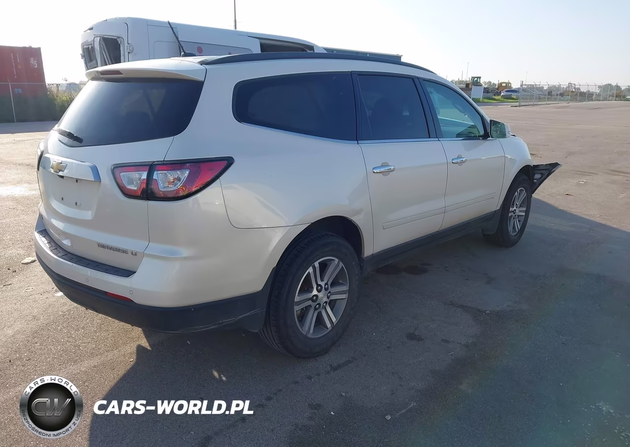 2015 Chevrolet Traverse 1Lt VIN:1GNKRGKD8FJ301956 - 4