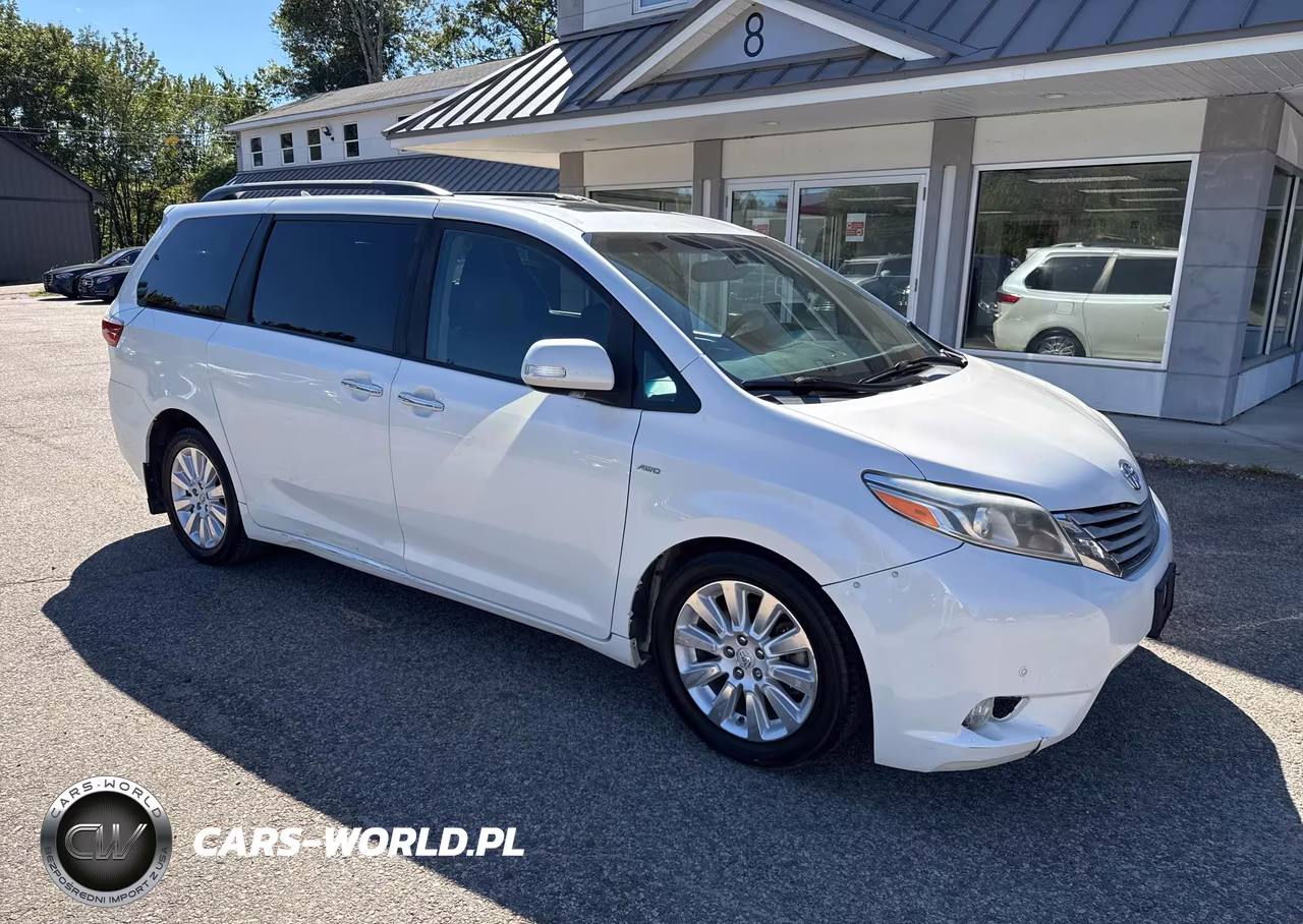 2016 Toyota Sienna Limited 7-Passenger