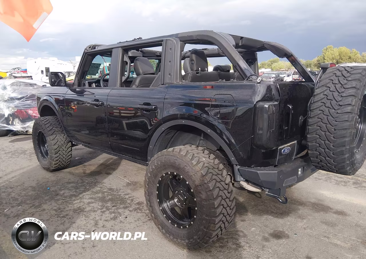 2022 Ford Bronco Outer Banks VIN:1FMDE5BH9NLB38155 - 3
