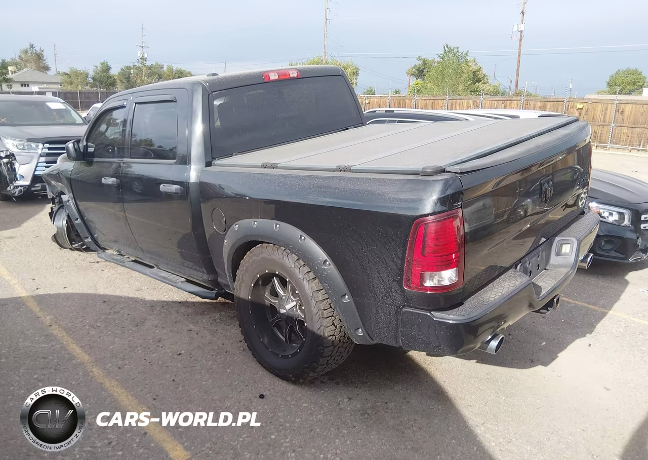 2015 Ram 1500 Express VIN:1C6RR7KT9FS667523 - 3