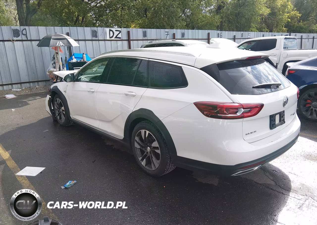 2018 Buick Regal Tourx Essence VIN:W04GV8SX9J1073415 - 3