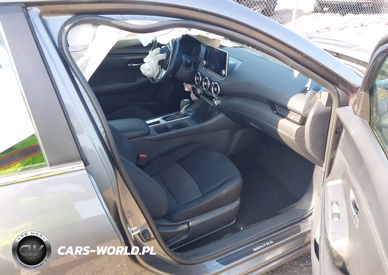 2025 Nissan Sentra Sv VIN:3N1AB8CV3SY272526 - 5