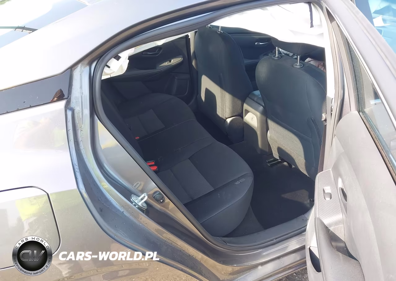 2025 Nissan Sentra Sv VIN:3N1AB8CV3SY272526 - 8