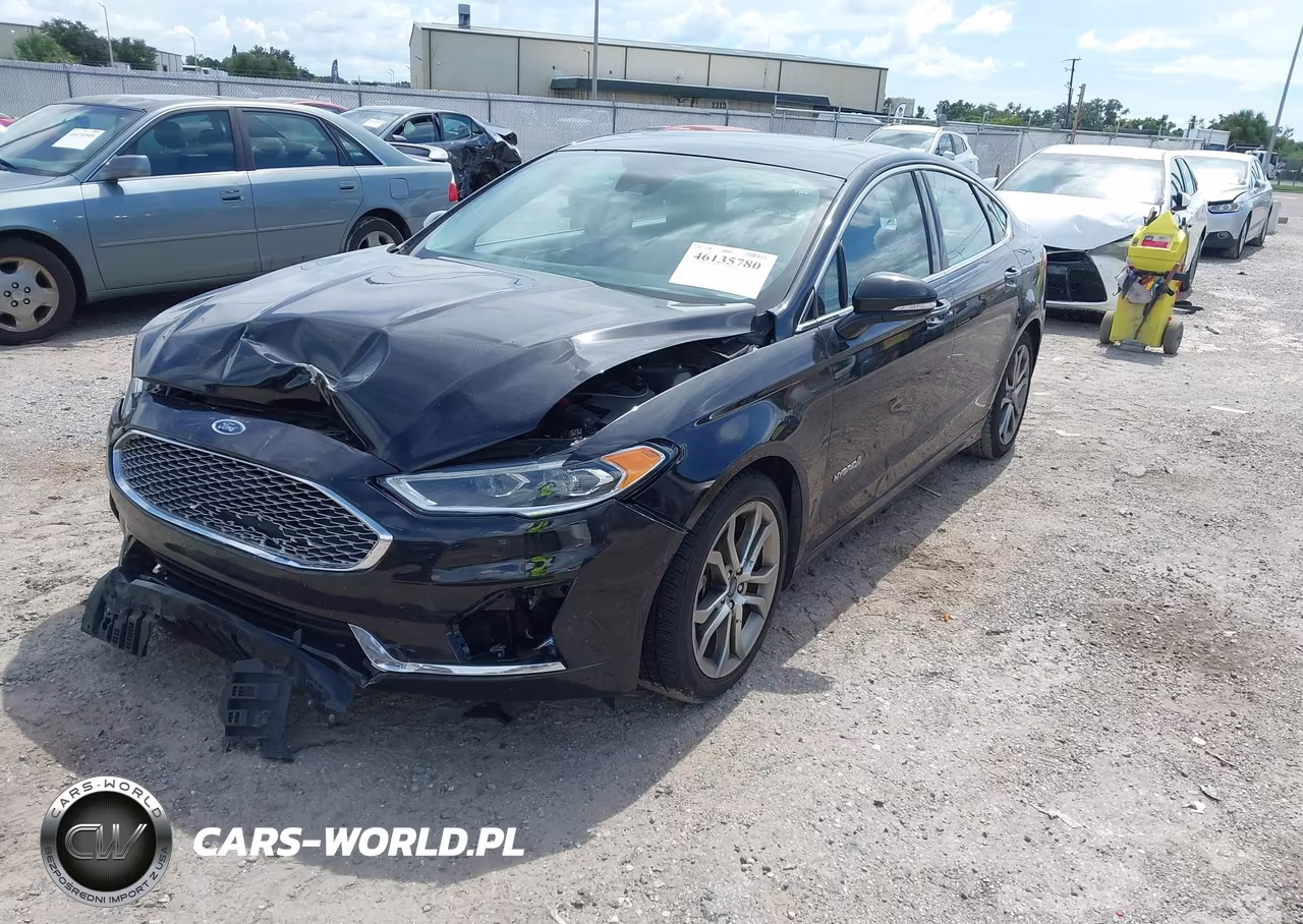 2019 Ford Fusion Hybrid Titanium VIN:3FA6P0RU4KR120260 - 2