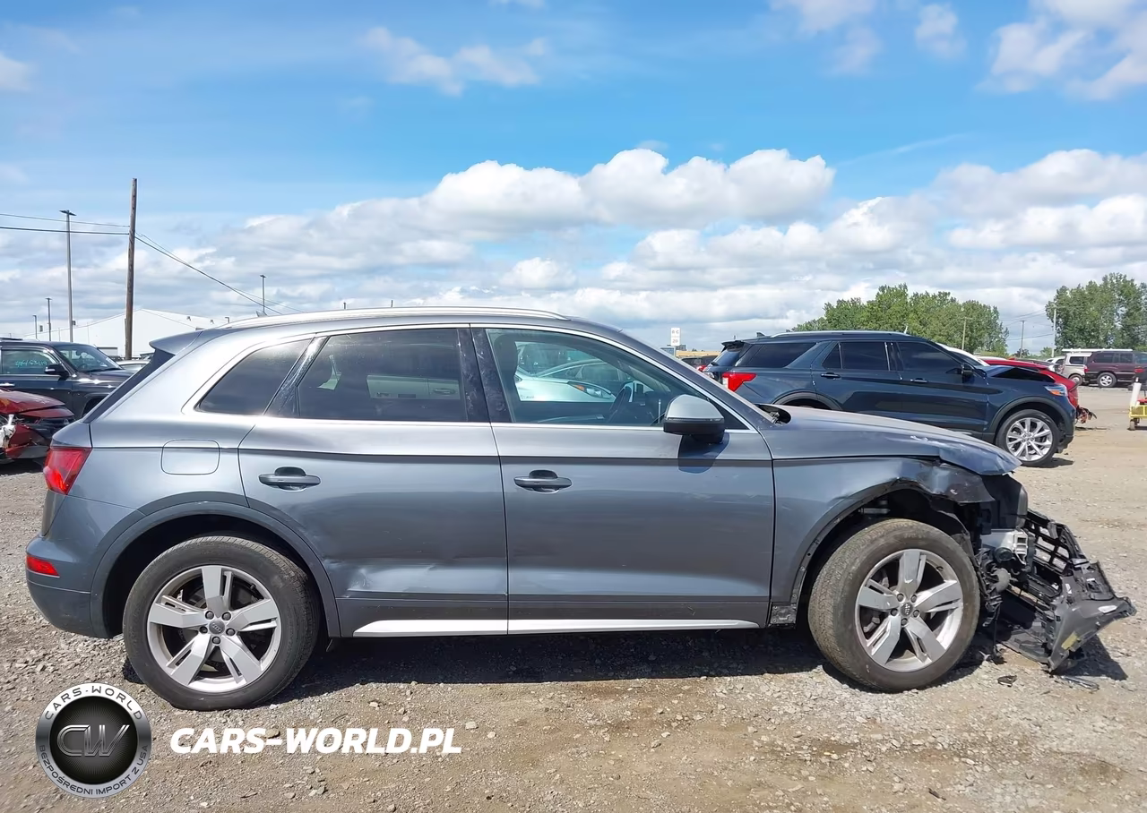 2018 Audi Q5 2.0T Premium-2.0T Tech Premium VIN:WA1BNBFY7J2113463 - 13