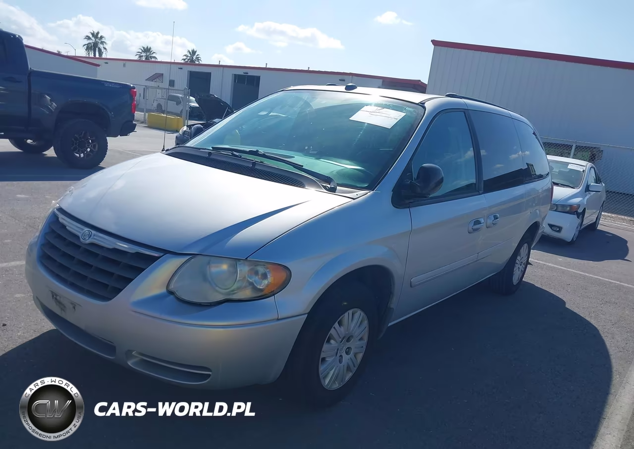 2005 Chrysler Town & Country Lx VIN:2C4GP44R45R513629 - 2