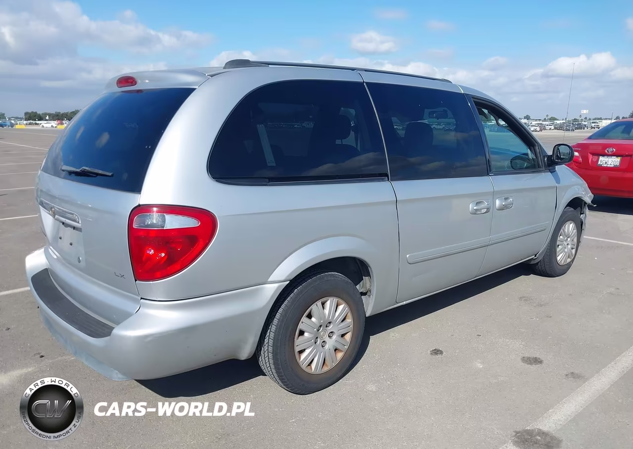 2005 Chrysler Town & Country Lx VIN:2C4GP44R45R513629 - 4