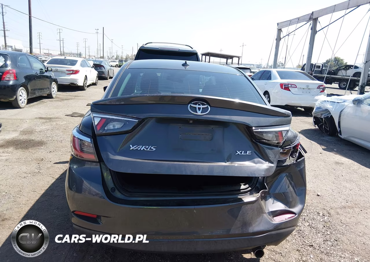 2019 Toyota Yaris Xle VIN:3MYDLBYV0KY521296 - 16