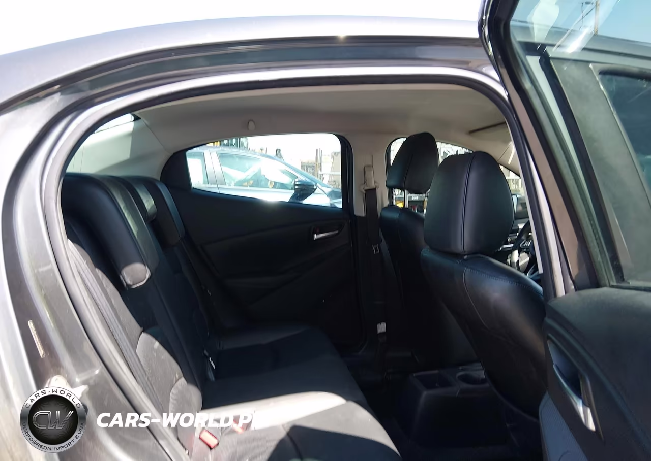2019 Toyota Yaris Xle VIN:3MYDLBYV0KY521296 - 8