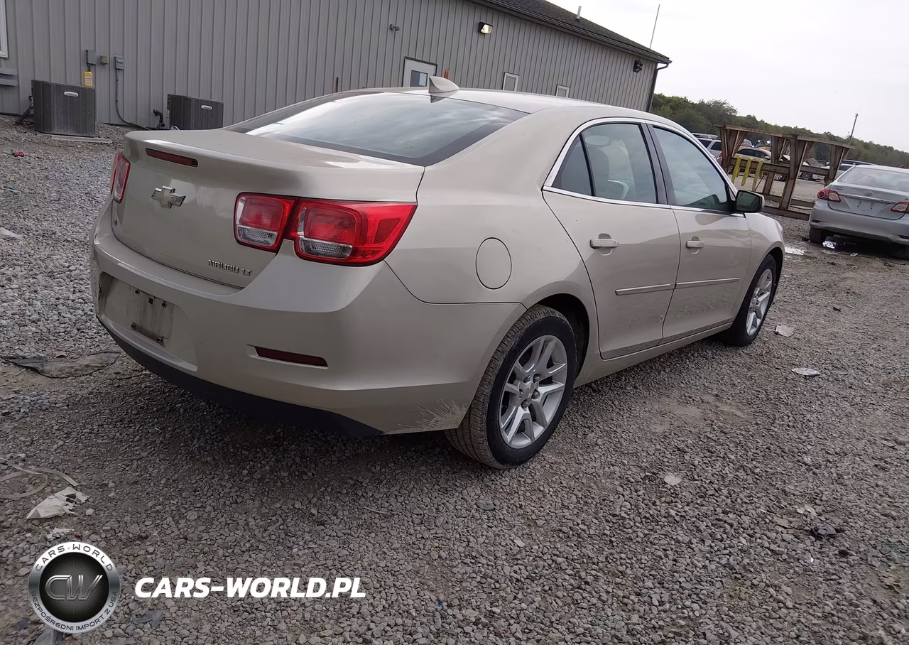 2015 Chevrolet Malibu 1Lt VIN:1G11C5SL8FF259592 - 4