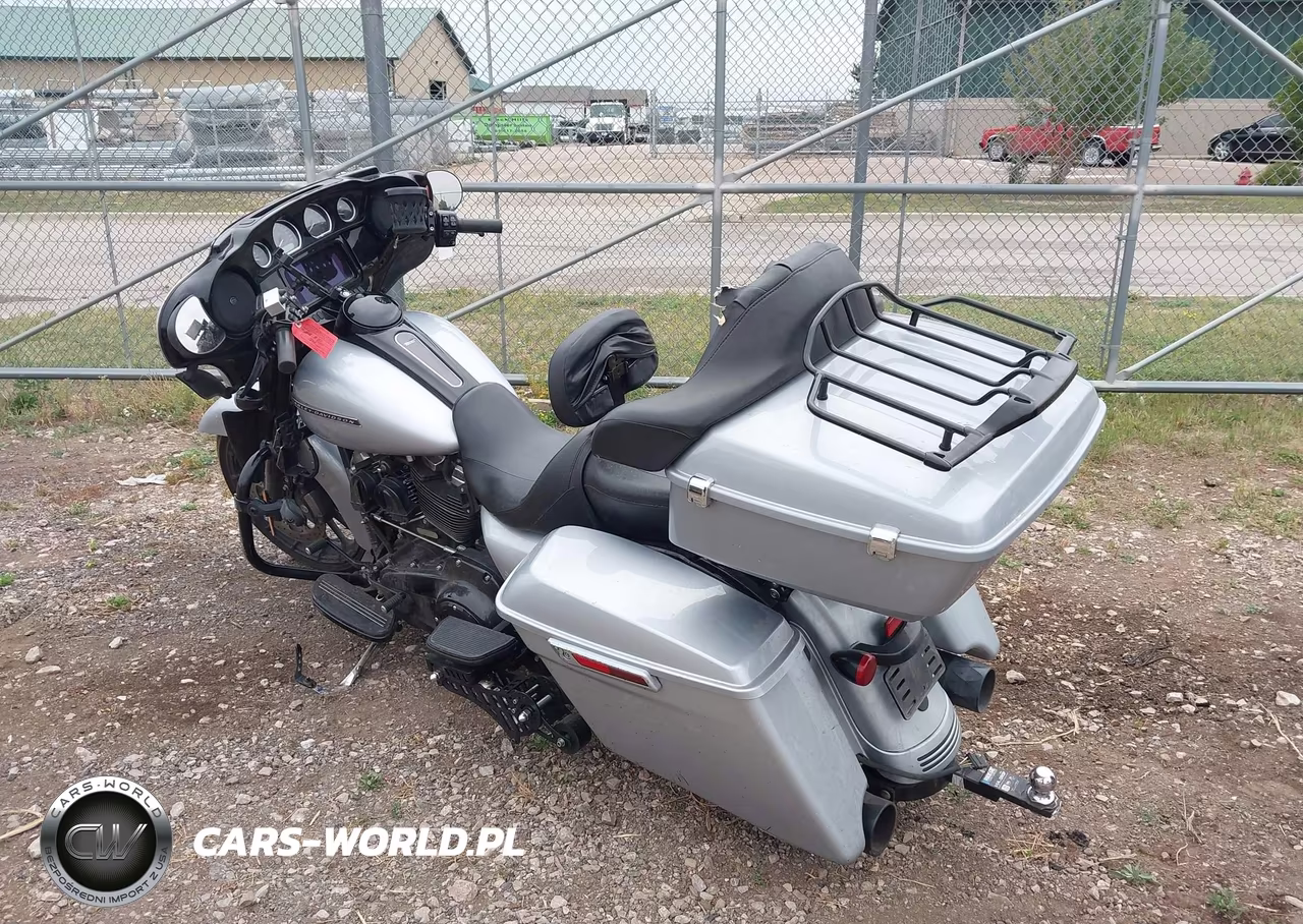 2019 Harley-Davidson Flhxs VIN:1HD1KRP15KB602559 - 3