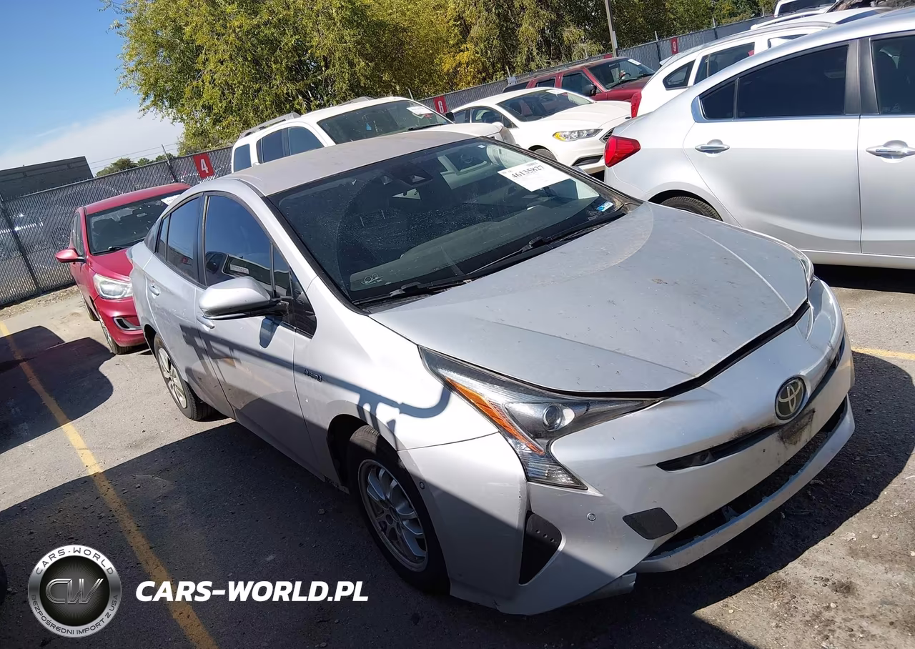 2018 Toyota Prius Two VIN:JTDKBRFU7J3586925 - 1