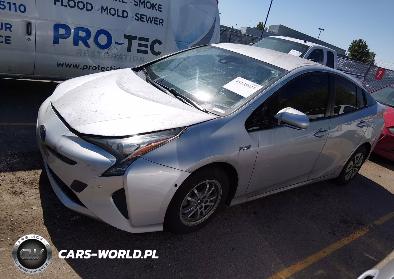 2018 Toyota Prius Two VIN:JTDKBRFU7J3586925 - 2